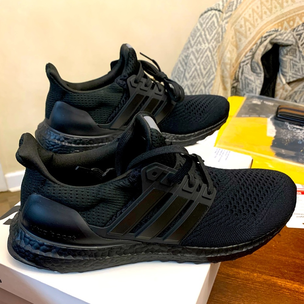Adidas Ultraboost 1.0 triple black